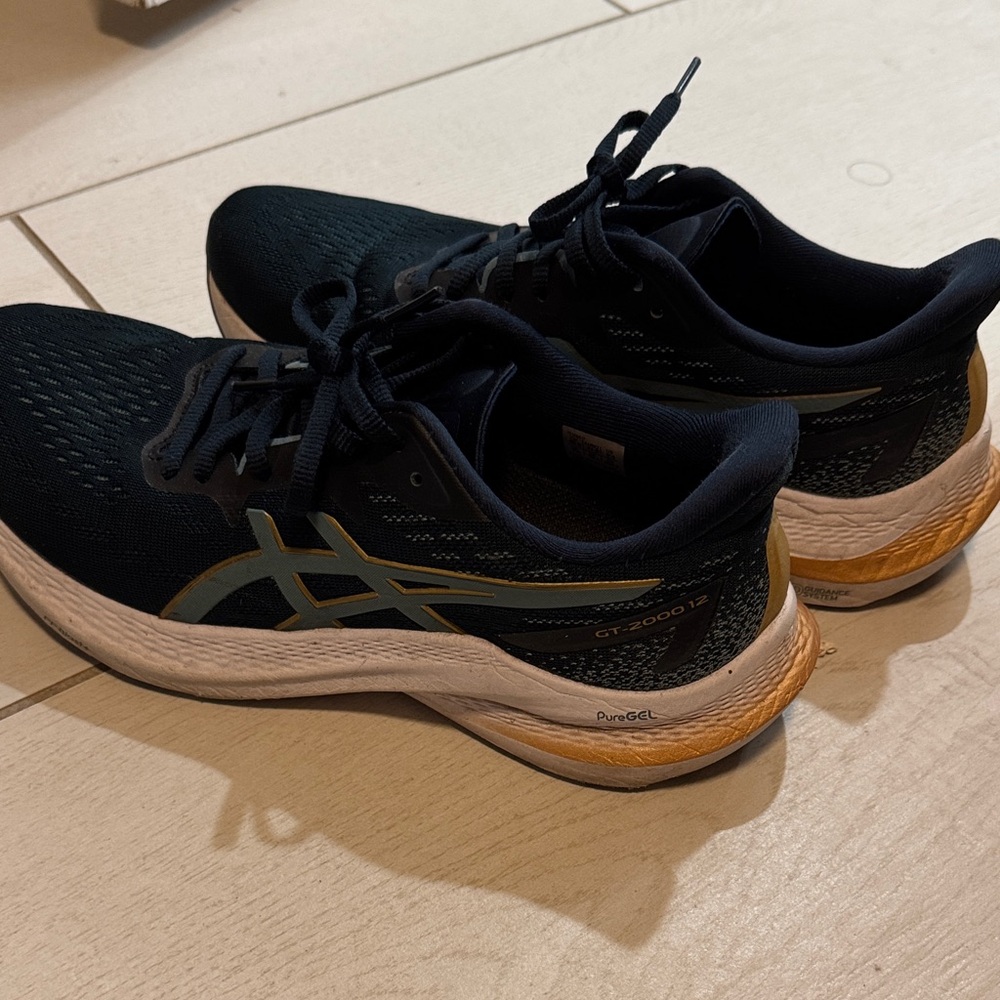 Asics Black and Gold Athletic Sneakers women’s 9.5